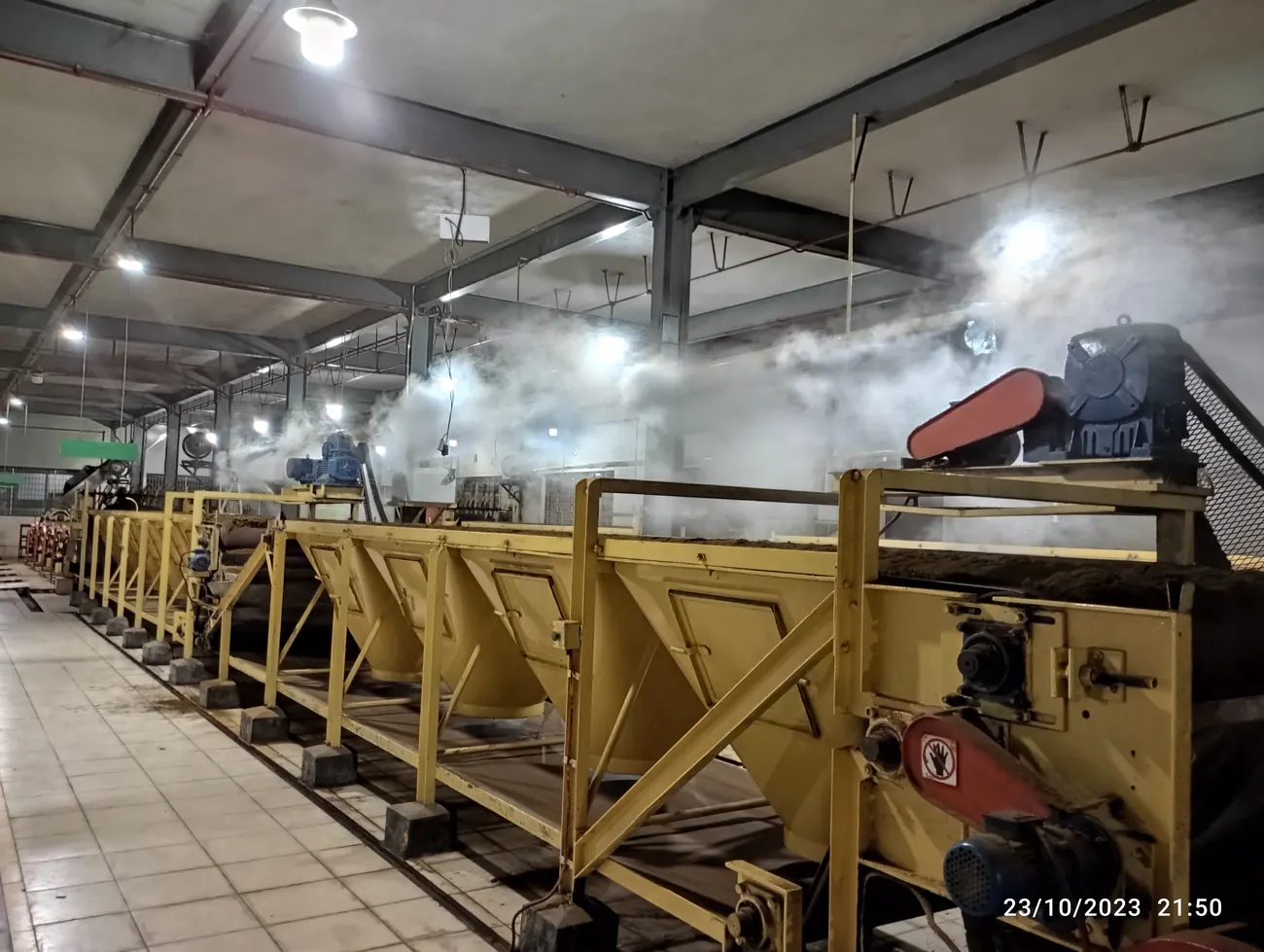 Factory floor with Helix humidification systems